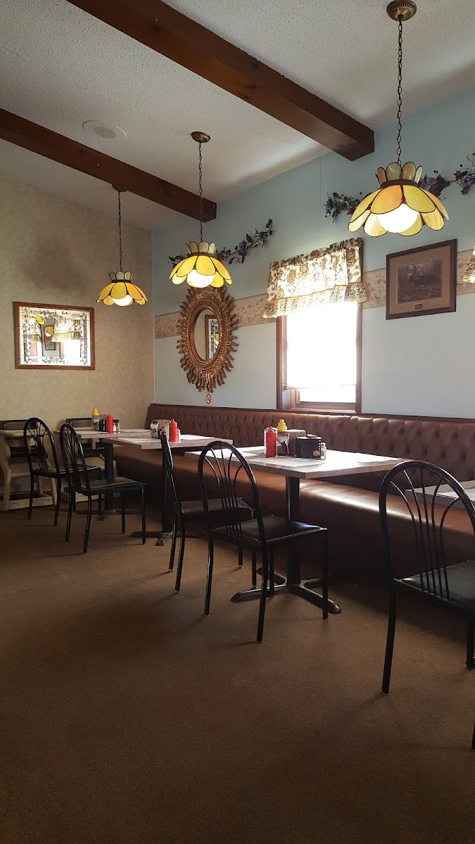 Starbrite Restaurant and Coney